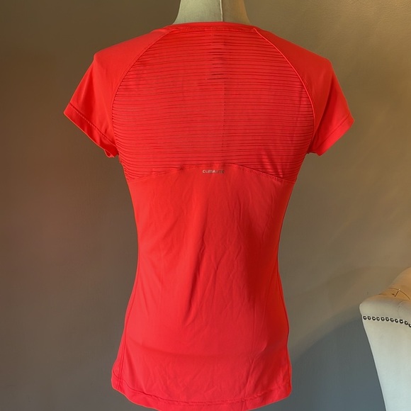 ADIDAS women’s CLIMALITE Neon pink orange stretch work out performance top SM - Picture 4 of 10